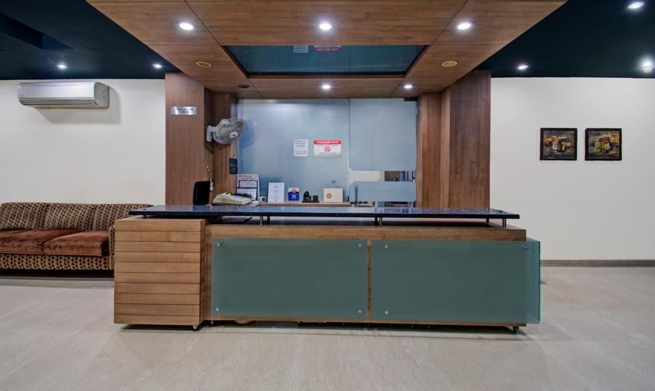 Treebo Maharaja Residency Hotel Джайпур Екстериор снимка