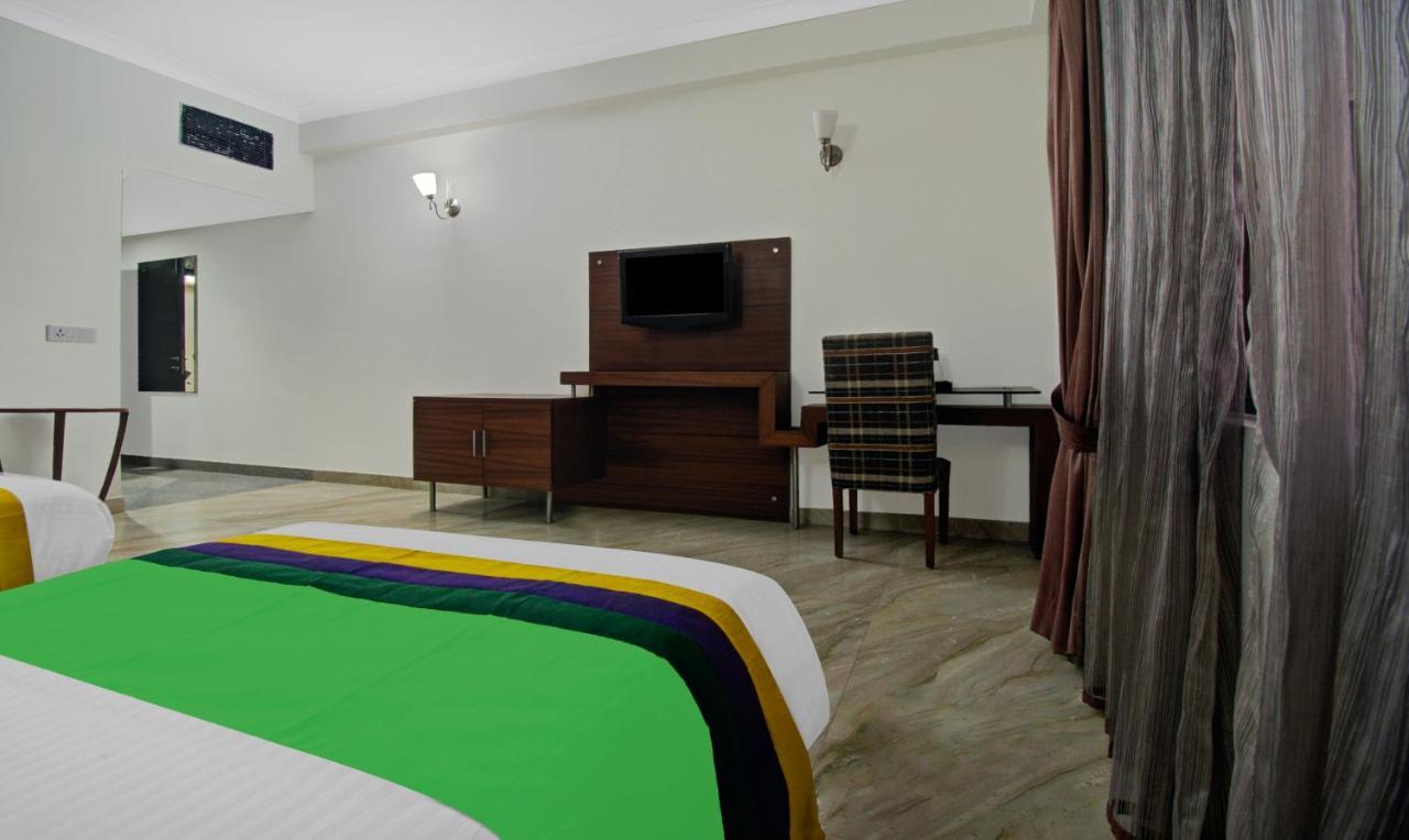 Treebo Maharaja Residency Hotel Джайпур Екстериор снимка